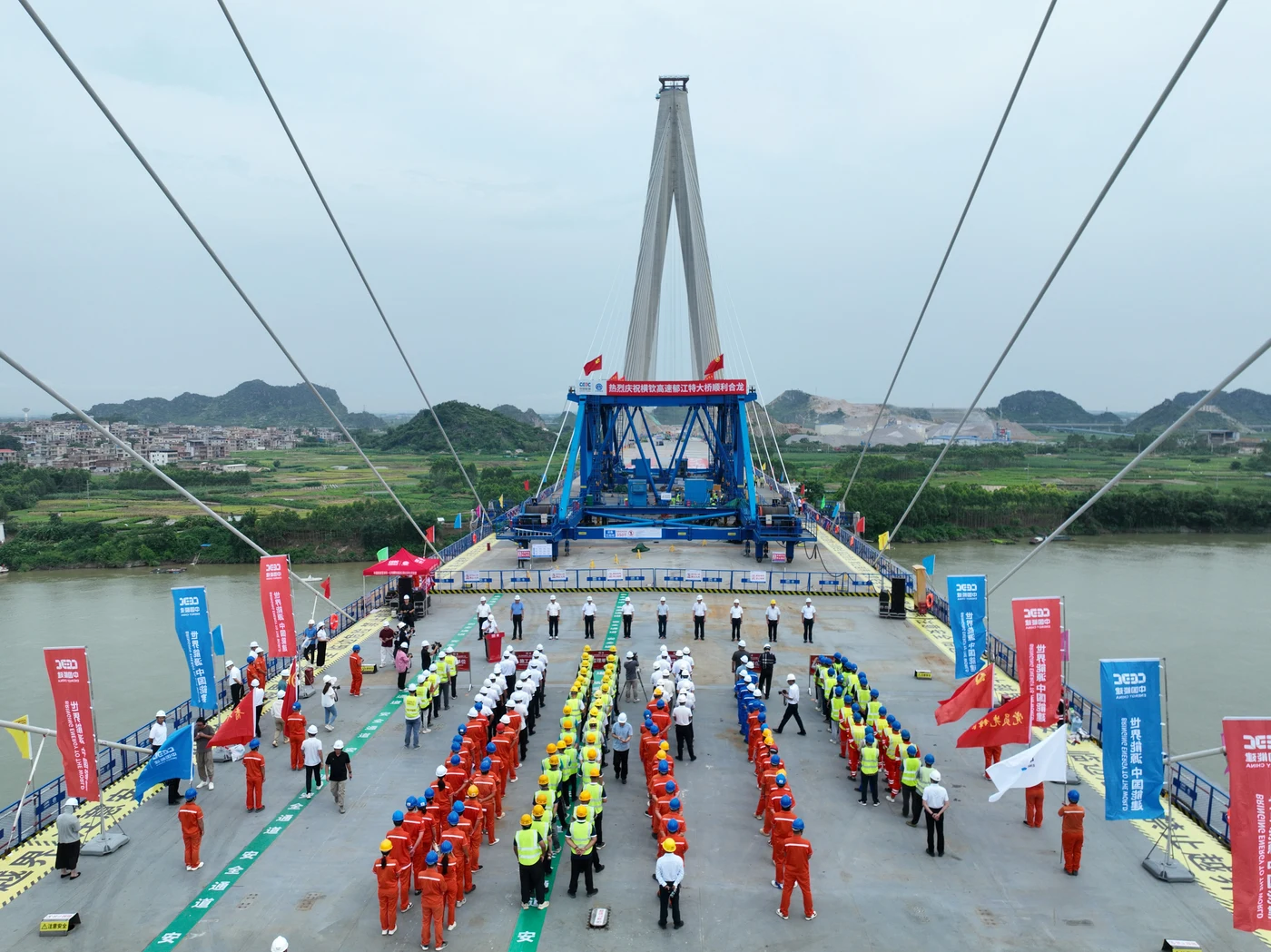 Hengqin Expressway · Yujiang River Bridge